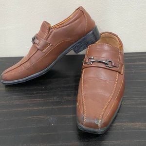 Little Boy’s dress shoes size 3